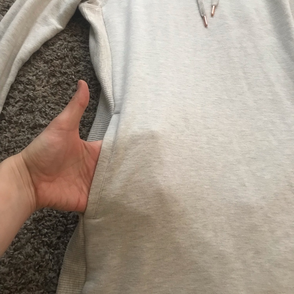 Sweater - Picture 3 of 4
